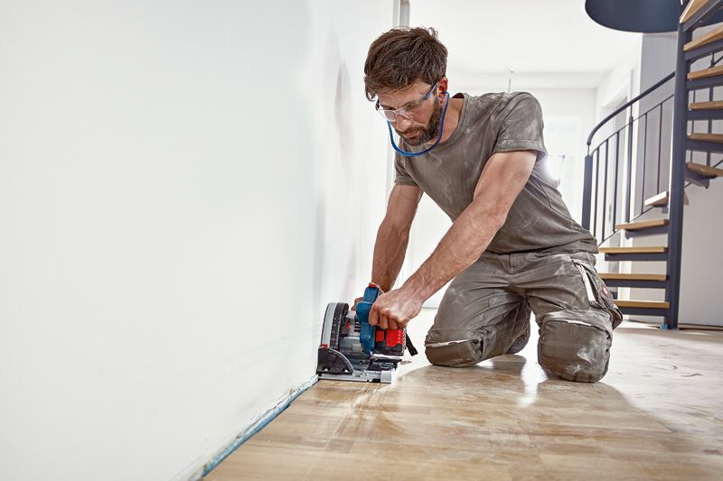 Bosch plunge clearance saw cordless