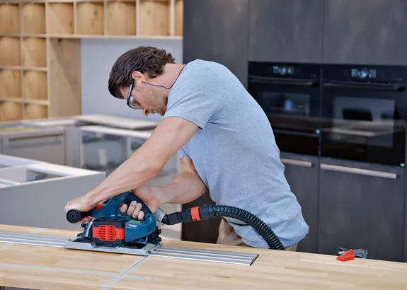 Bosch plunge clearance saw cordless