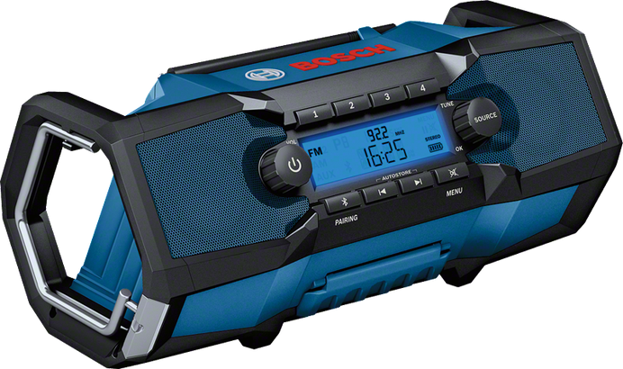 Bosch GPB 18V-2 C radio with digital FM display.